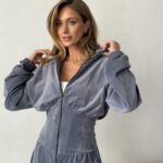Комбінезон плюшевий  з корсетом