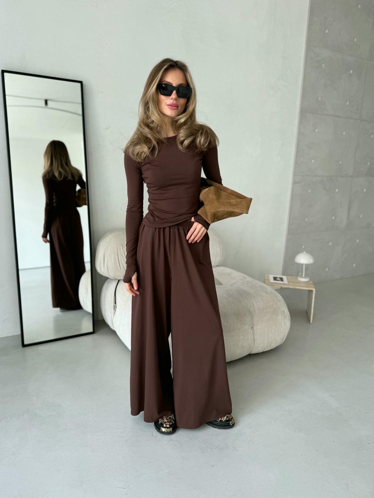 Костюм власного виробництва з приталеною кофтиною та брюками палацо - Зображення 4